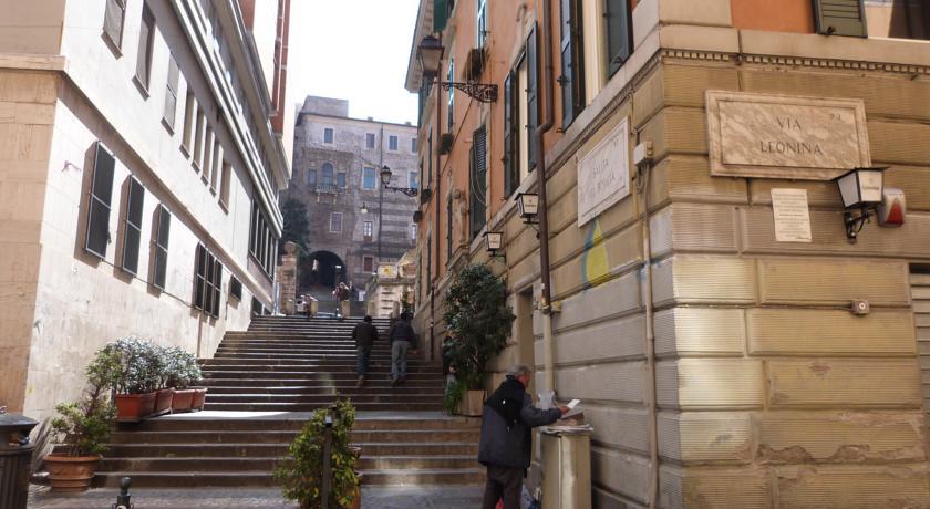 Colosseo Homerents 2 Rome Bilik gambar